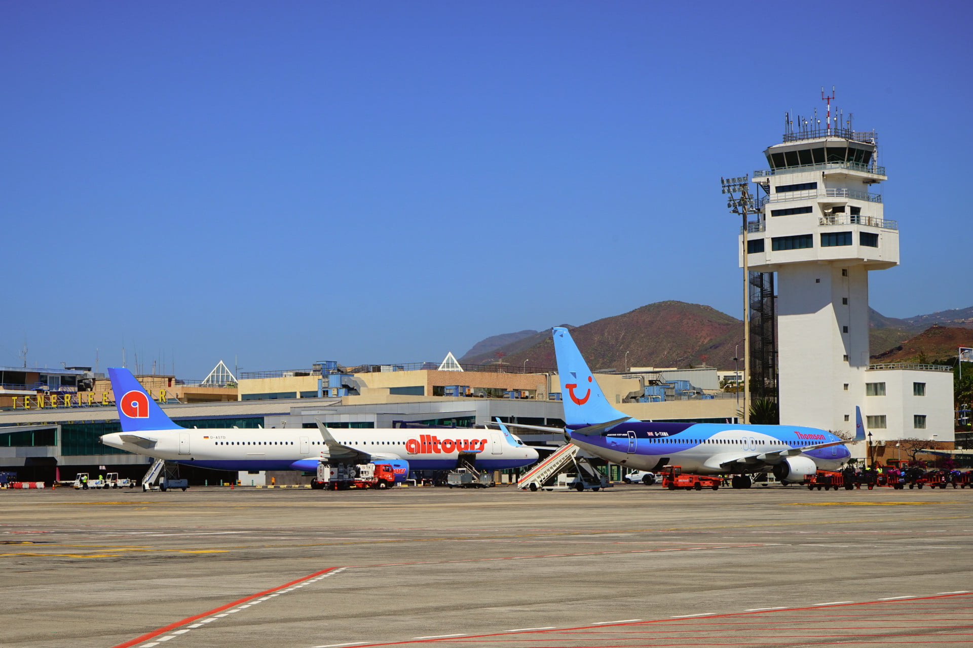 Begrænse Tæt Økonomisk How to get to Playa de las Americas from the Airport | Tenerife Tourist